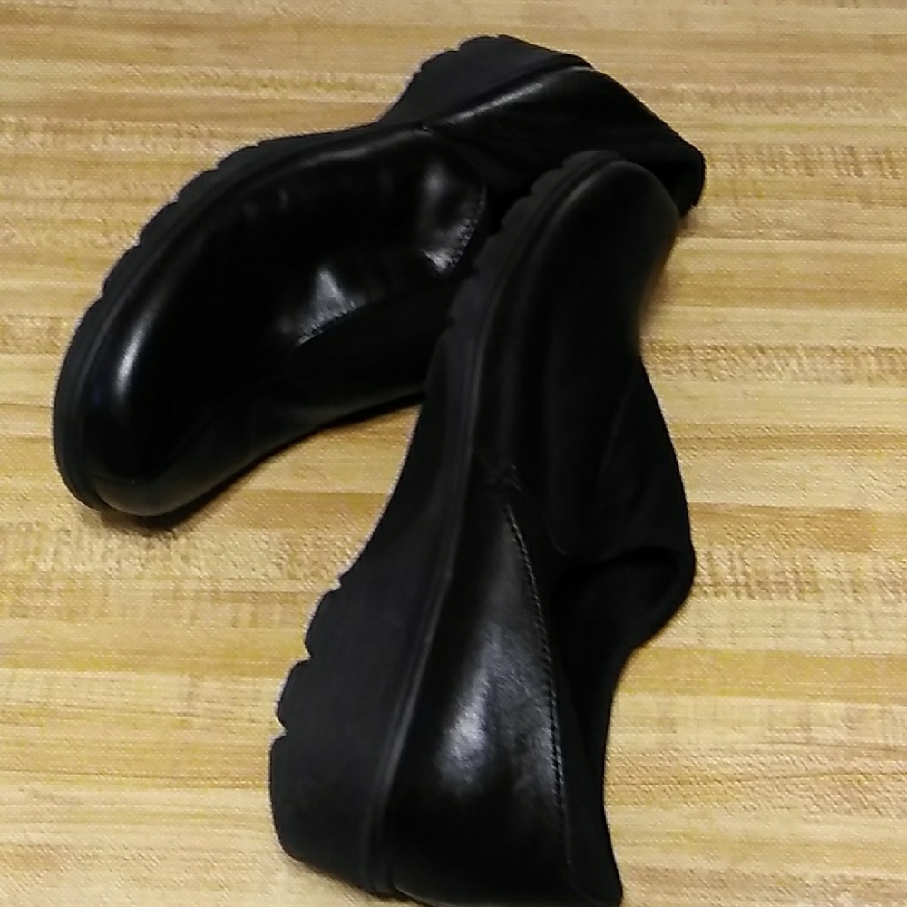 Easy Spirit comfortable work shoes